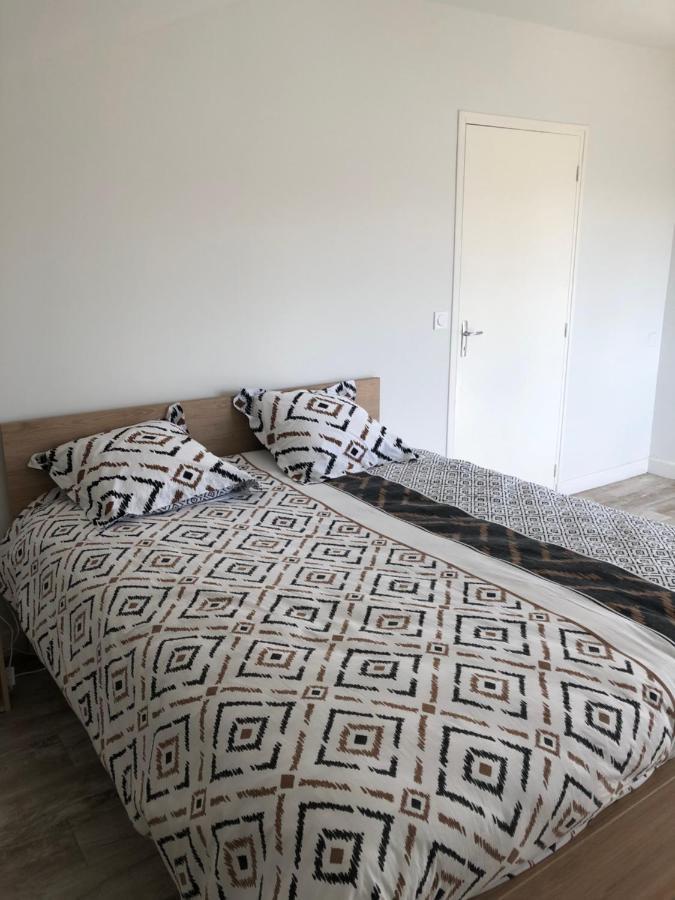 Appartement Cosy Et Lumineux Caussens Exterior foto